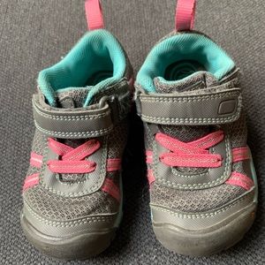 Keen sneakers toddler